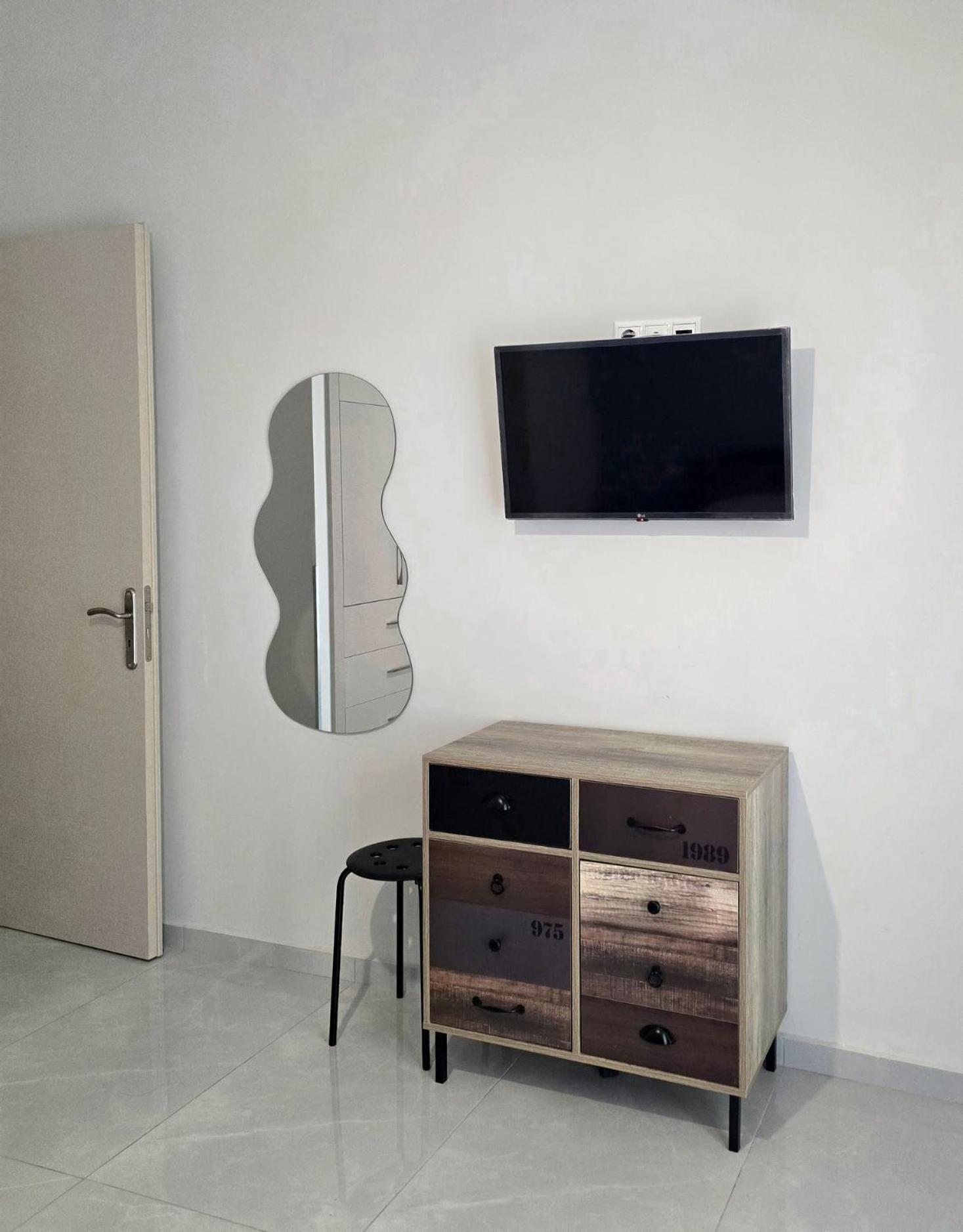 Maggie'S Blissful Escape Apartment Loutraki  Bagian luar foto