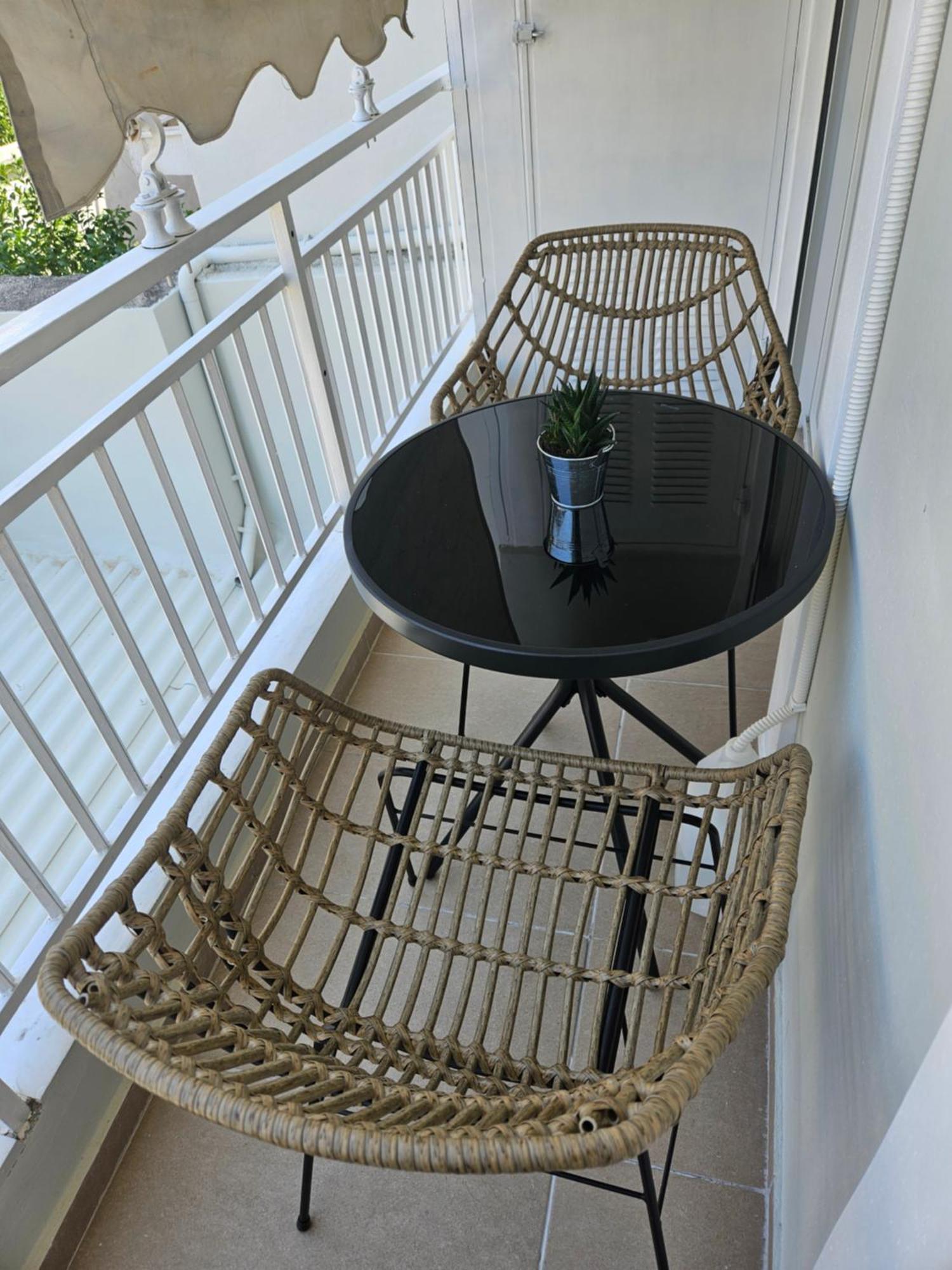 Maggie'S Blissful Escape Apartment Loutraki  Bagian luar foto